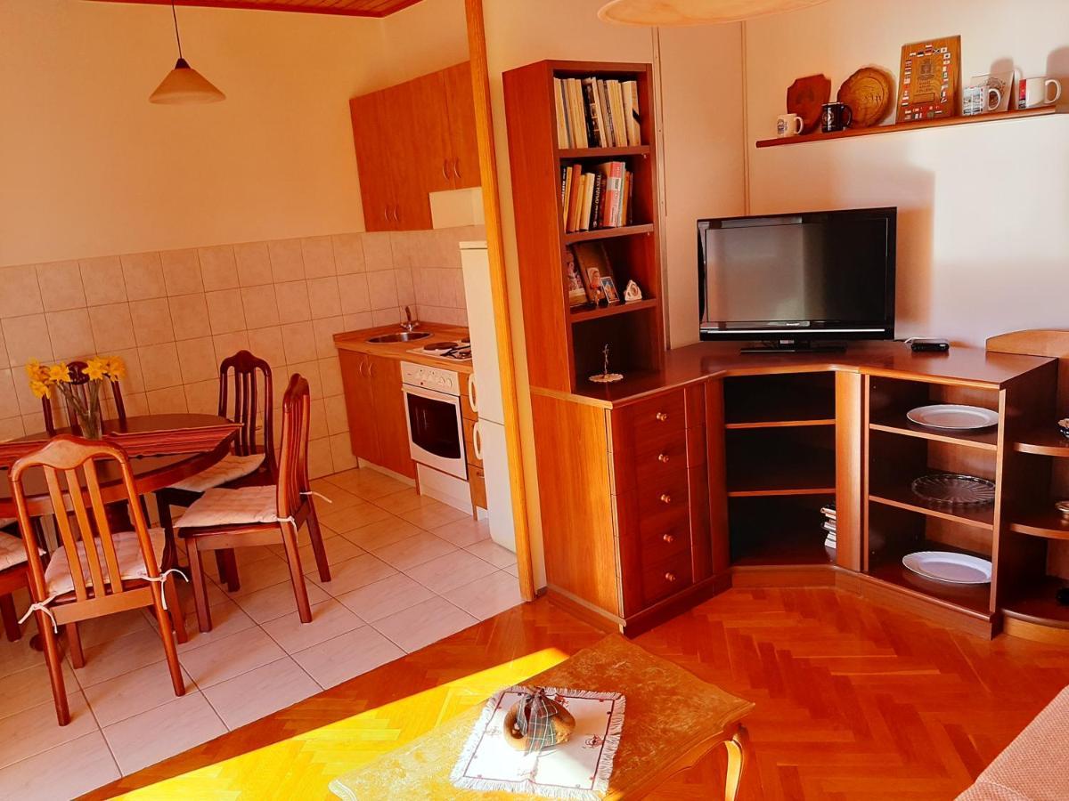 Apartments Ljulj Trogir Exterior foto